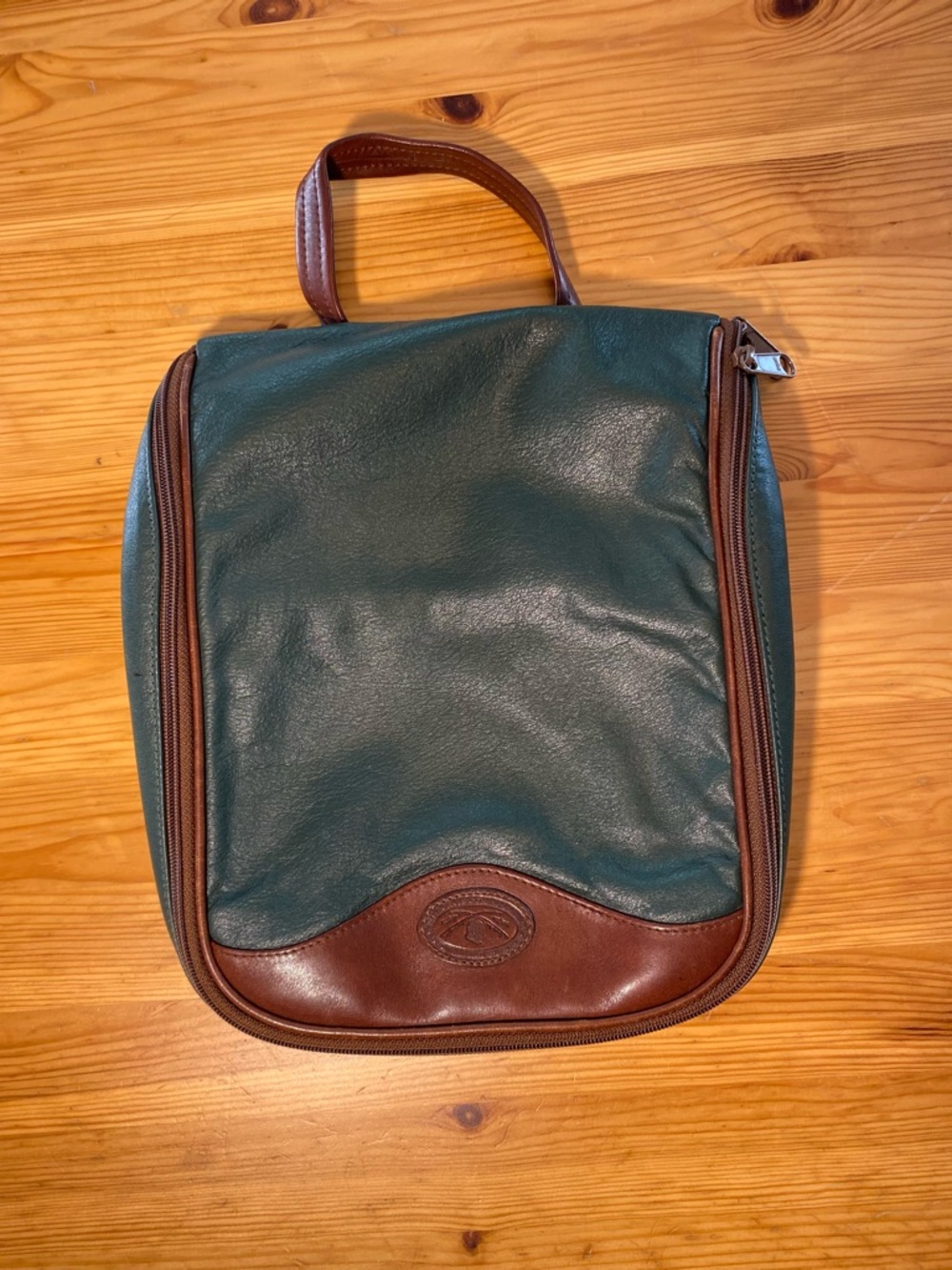 Vintage Orvis Battenkill Leather Travel Bag Dopp Kit Fly Fishing Brown Green Bag